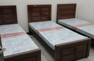 Al Noor Boys Hostel